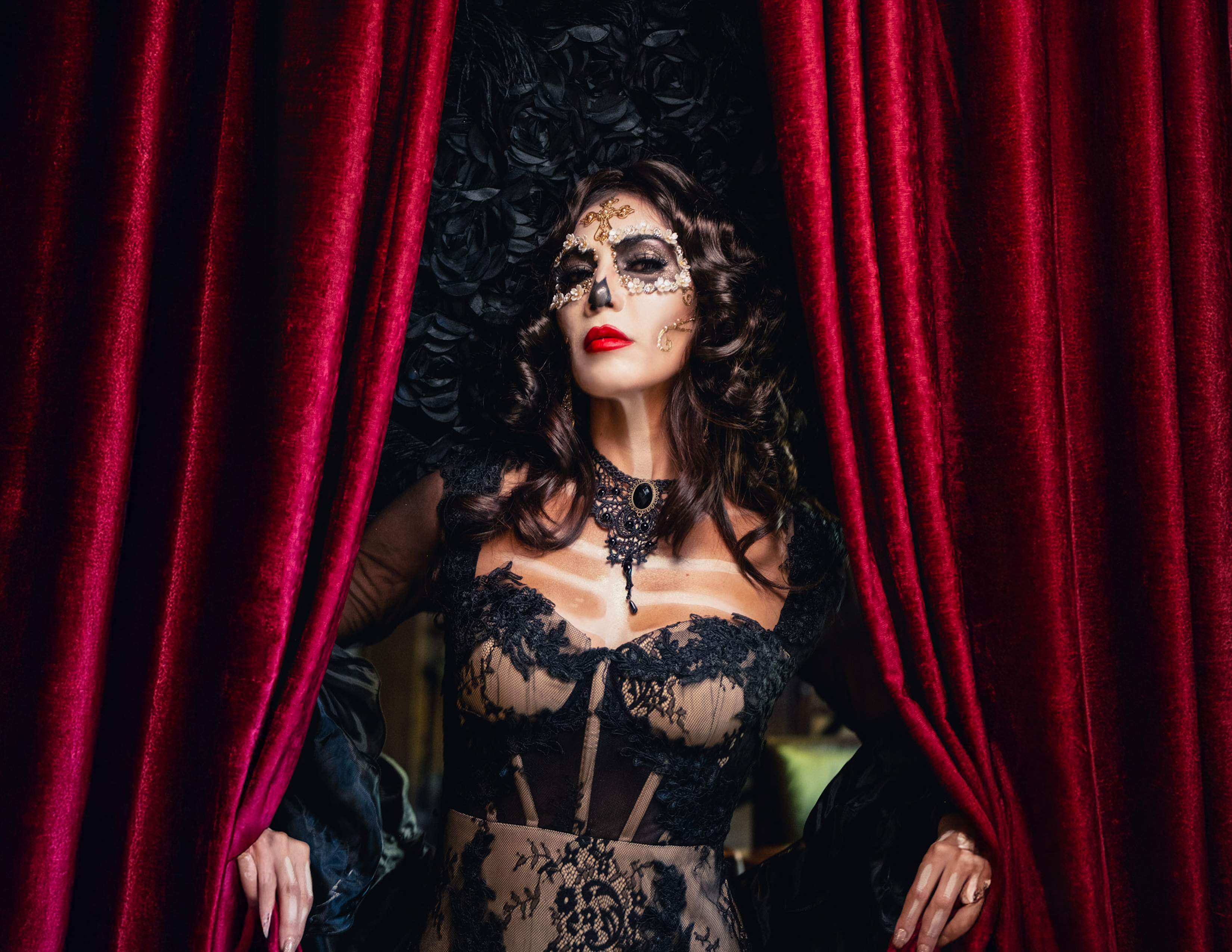 LA DOÑA (MARIA FELIX)